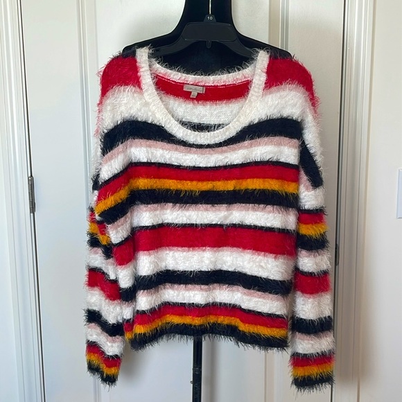 Wonderly Multicolor Furry Comfy Winter Sweater Size L - Picture 2 of 5